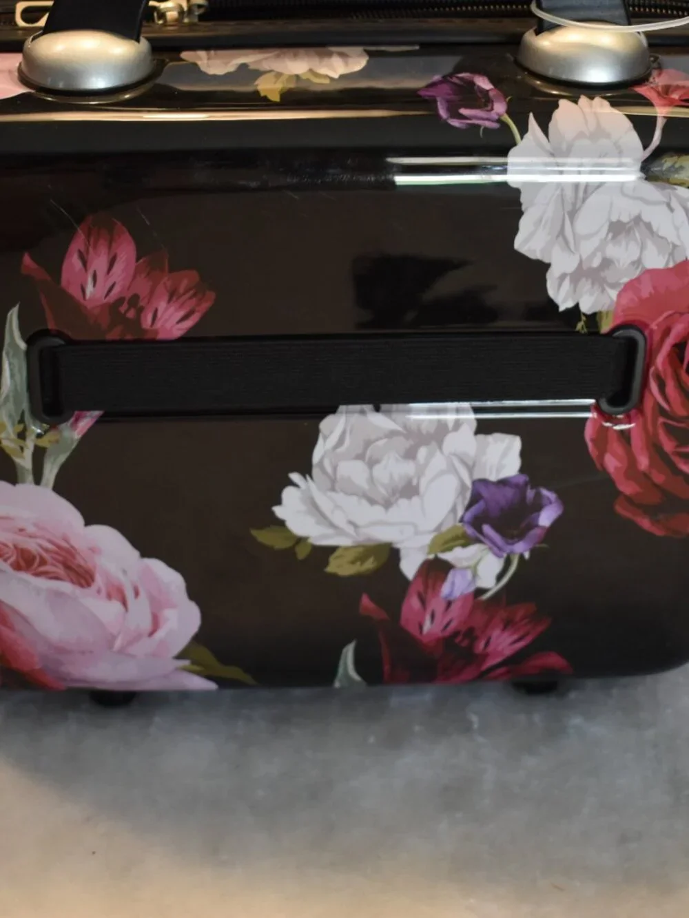 Triforce Elite Hardside Travelware Beauty Case Luggage – Versailles Collection